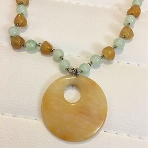 Yellow Agate Necklace Pendant Earrings Set NWOT